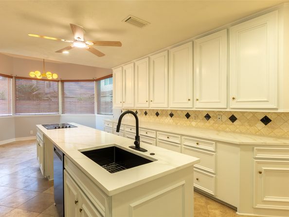 810 Ivy Wall Drive, Houston TX 77079