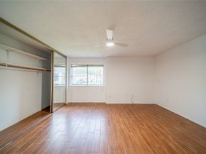 8532 Dairy View Lane, Houston TX 77072