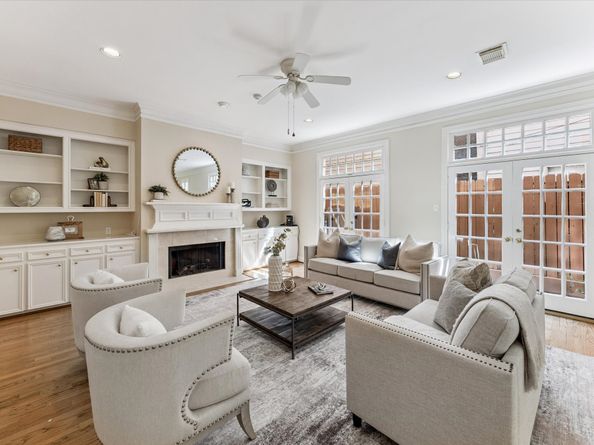 2403 Potomac Drive, Houston TX 77057