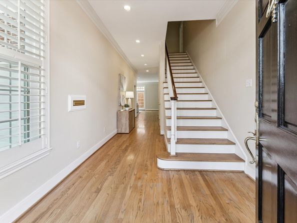 2403 Potomac Drive, Houston TX 77057