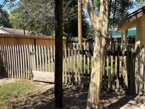 1111 Burning Tree Road, Kingwood TX 77339