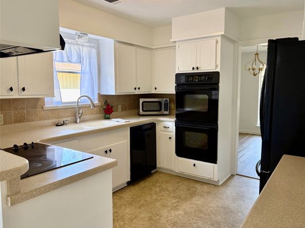 1111 Burning Tree Road, Kingwood TX 77339