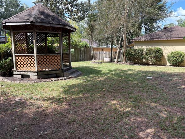 1111 Burning Tree Road, Kingwood TX 77339
