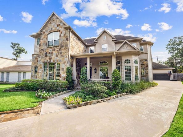 9041 Larston Street, Spring Valley Village TX 77055