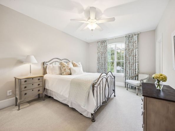 9041 Larston Street, Spring Valley Village TX 77055