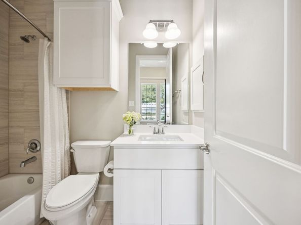9041 Larston Street, Spring Valley Village TX 77055