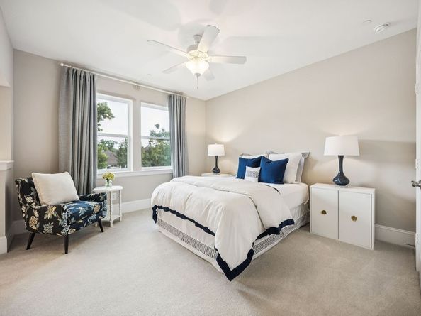 9041 Larston Street, Spring Valley Village TX 77055