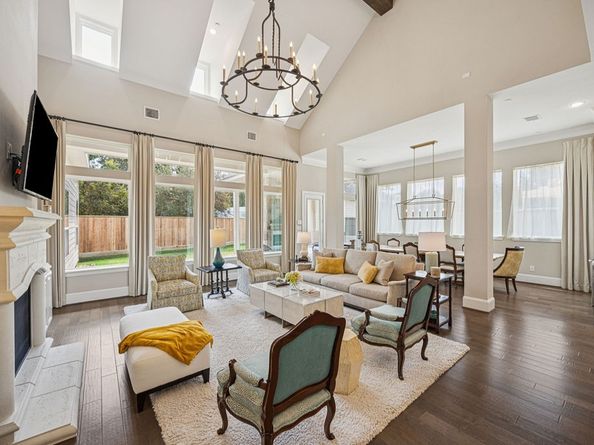 9041 Larston Street, Spring Valley Village TX 77055