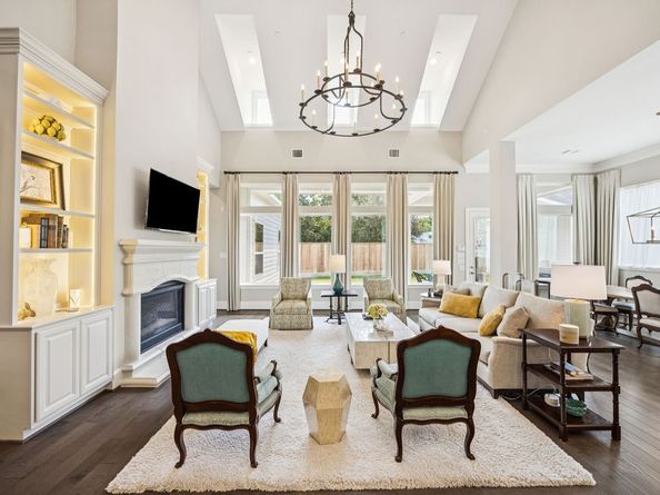 9041 Larston Street, Spring Valley Village TX 77055