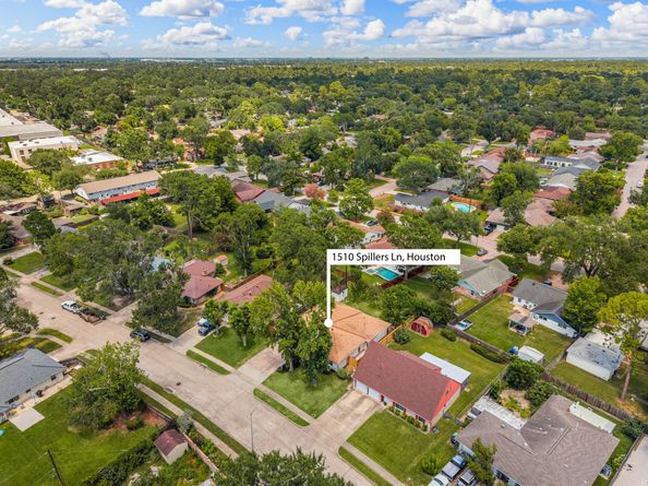 1510 Spillers Lane, Houston TX 77043