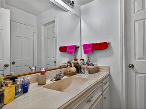 14819 Alderwick Drive, Sugar Land TX 77498