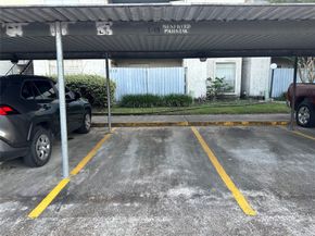 7303 Gulf Freeway 903, Houston TX 77017