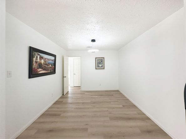 9219 Benchley Drive, Houston TX 77099