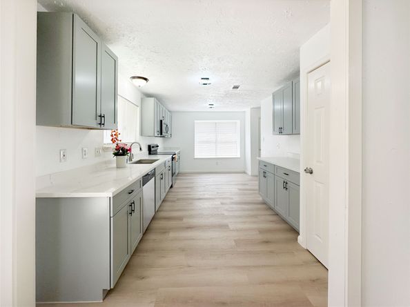 9219 Benchley Drive, Houston TX 77099