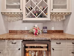 1261 Du Barry Lane, Houston TX 77018