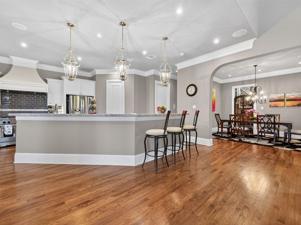 1261 Du Barry Lane, Houston TX 77018