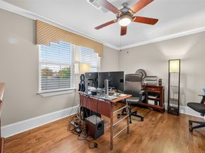 1261 Du Barry Lane, Houston TX 77018