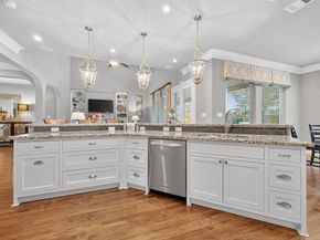 1261 Du Barry Lane, Houston TX 77018