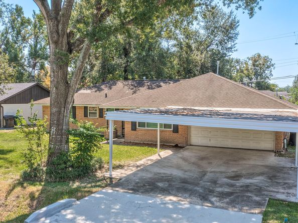 8927 Rockhurst Drive, Houston TX 77080
