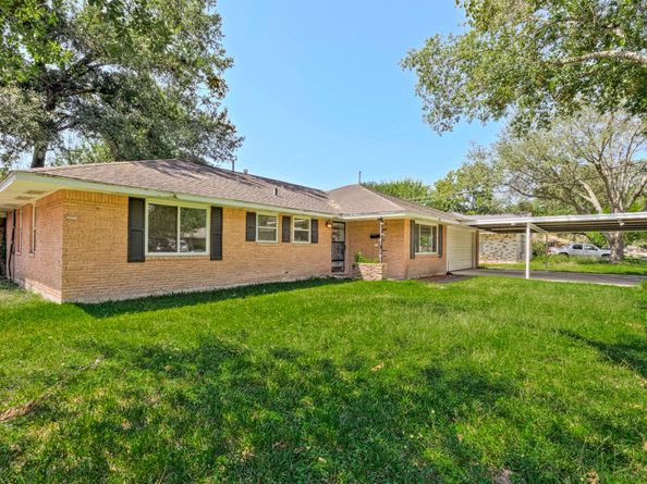 8927 Rockhurst Drive, Houston TX 77080