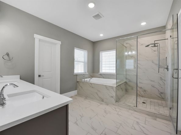 1421 Biondo Way, Houston TX 77008