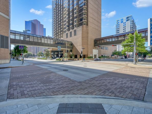 1111 Caroline Street 2901, Houston TX 77010