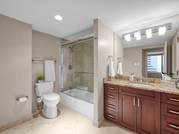 1111 Caroline Street 2901, Houston TX 77010