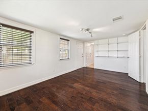 3811 Walker Street, Houston TX 77023