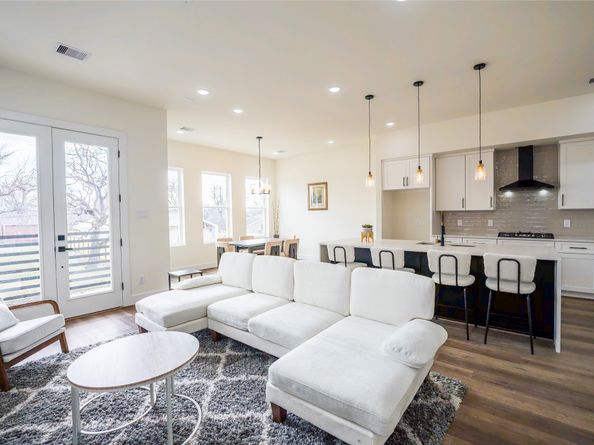 4107 Dreyfus Street, Houston TX 77021