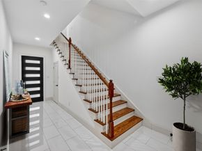 2407 Radcliffe Street, Houston TX 77007