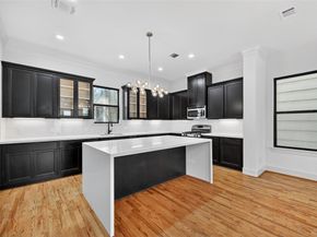 2407 Radcliffe Street, Houston TX 77007