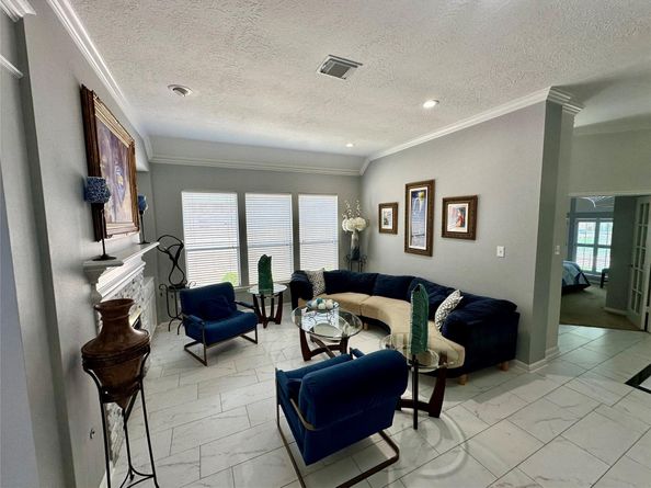 1211 Campton Court, Houston TX 77055