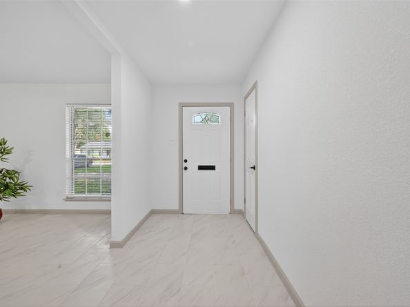 5731 Willowbend Boulevard, Houston TX 77096