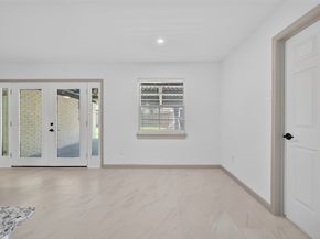 5731 Willowbend Boulevard, Houston TX 77096