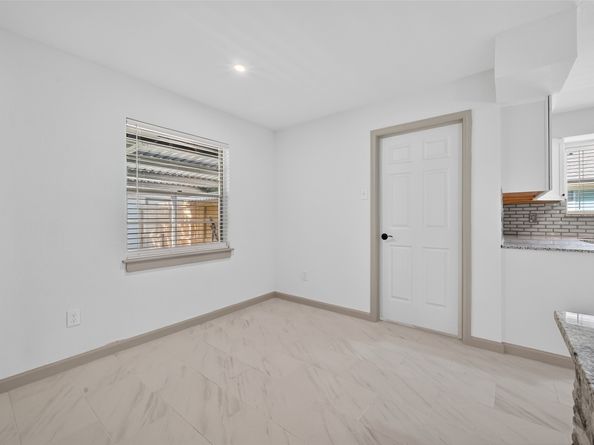5731 Willowbend Boulevard, Houston TX 77096