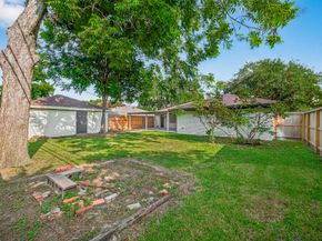 5731 Willowbend Boulevard, Houston TX 77096