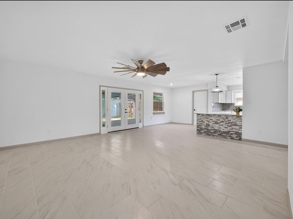 5731 Willowbend Boulevard, Houston TX 77096