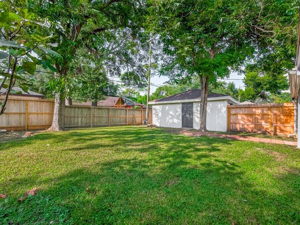 5731 Willowbend Boulevard, Houston TX 77096