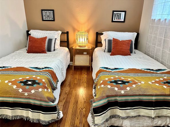 4518 Warm Springs Road, Houston TX 77035