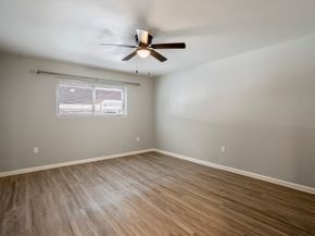 5343 Richmond Avenue 12, Houston TX 77056