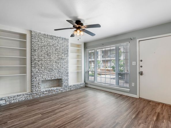 5343 Richmond Avenue 12, Houston TX 77056