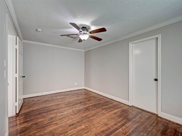 1510 Walton Street, Houston TX 77009