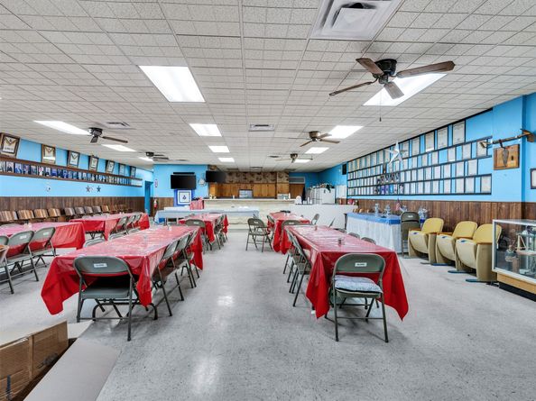 151 West Road, Houston TX 77037