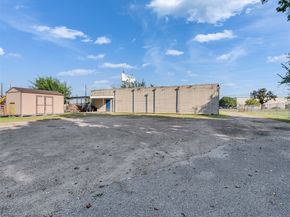 151 West Road, Houston TX 77037