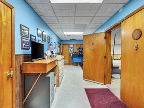 151 West Road, Houston TX 77037