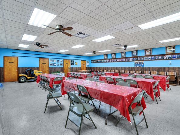 151 West Road, Houston TX 77037