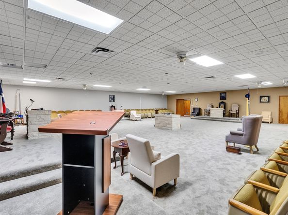 151 West Road, Houston TX 77037