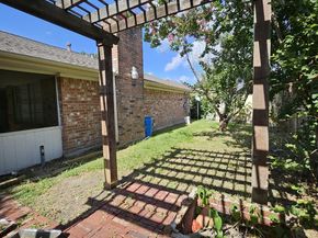 9415 Spellman Road, Houston TX 77031