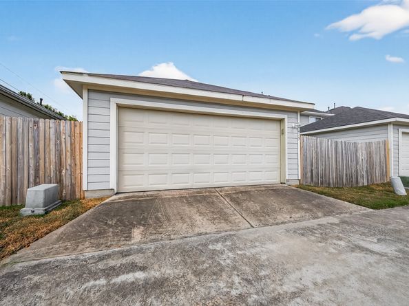 19415 Richland Springs Drive, Houston TX 77073