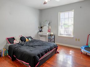 6820 Petre Drive, Houston TX 77076